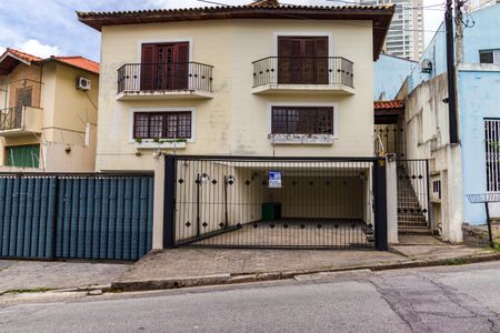 Casa à venda com 200m², 3 quartos e 4 vagasFachada