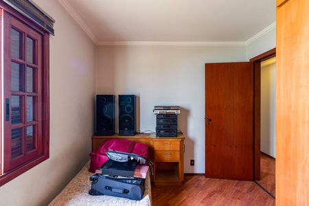 Casa à venda com 200m², 3 quartos e 4 vagasQuarto 2