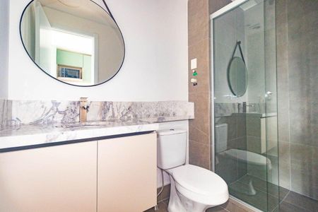 Banheiro  de kitnet/studio para alugar com 1 quarto, 30m² em Cidade Baixa, Porto Alegre