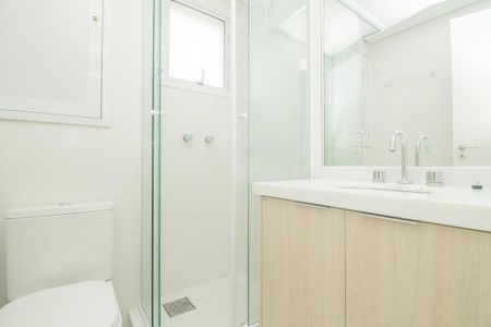 Banheiro  de kitnet/studio para alugar com 1 quarto, 39m² em Bom Fim, Porto Alegre