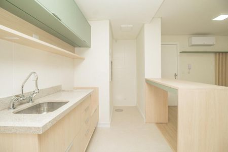 Cozinha de kitnet/studio para alugar com 1 quarto, 39m² em Bom Fim, Porto Alegre