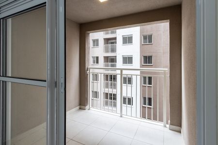 Varanda de apartamento para alugar com 2 quartos, 34m² em Parque Industrial Tomas Edson, São Paulo