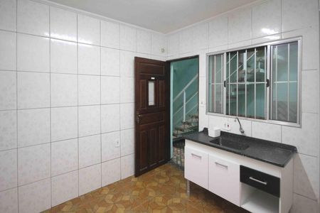 Cozinha de casa para alugar com 1 quarto, 55m² em Conjunto Promorar Sapopemba, São Paulo