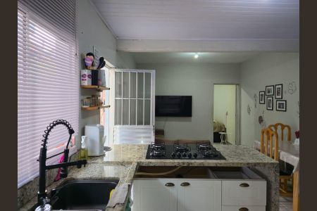 Casa à venda com 79m², 2 quartos e 8 vagas Casa à venda com 79m², 2 quartos e 8 vagasCozinha