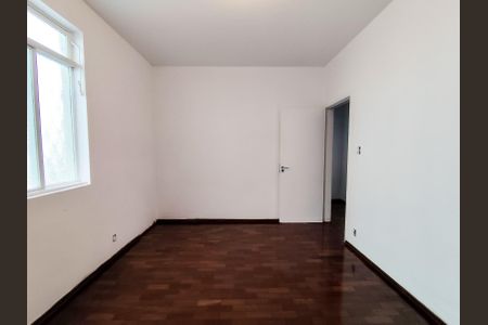 Casa à venda com 420m², 3 quartos e 4 vagas Casa à venda com 420m², 3 quartos e 4 vagasSuite 1