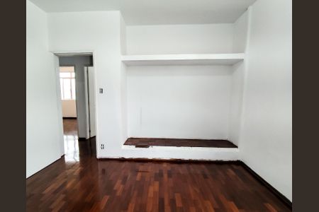 Casa à venda com 420m², 3 quartos e 4 vagas Casa à venda com 420m², 3 quartos e 4 vagasQuarto 3