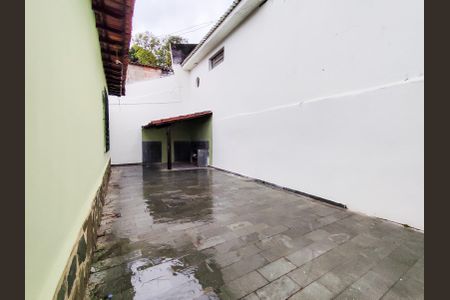 Casa à venda com 420m², 3 quartos e 4 vagas Casa à venda com 420m², 3 quartos e 4 vagasÁrea externa