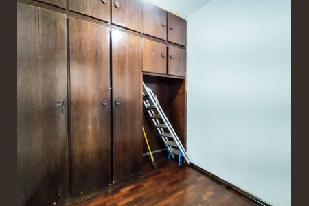 Casa à venda com 420m², 3 quartos e 4 vagas Casa à venda com 420m², 3 quartos e 4 vagasQuarto de Serviço