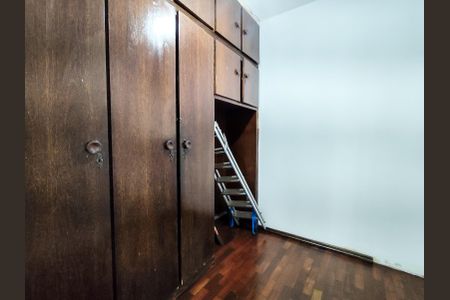 Casa à venda com 420m², 3 quartos e 4 vagas Casa à venda com 420m², 3 quartos e 4 vagasQuarto de Serviço