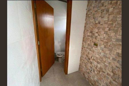 Casa à venda com 2 quartos, 105m² em Vila Carrão, São Paulo