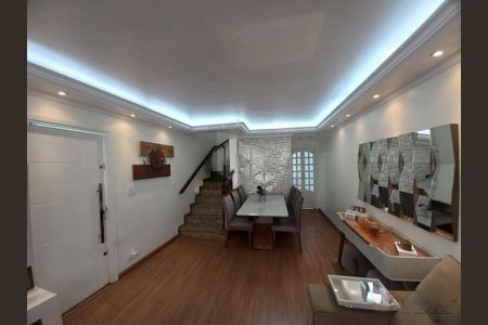 Casa à venda com 3 quartos, 200m² em Vila Mazzei, São Paulo