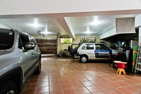 Casa à venda com 280m², 3 quartos e 6 vagas