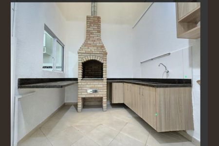 Casa à venda com 3 quartos, 128m² em Vila Gustavo, São Paulo