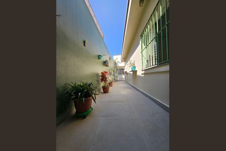 Casa à venda com 4 quartos, 240m² em Jardim Guanca, São Paulo