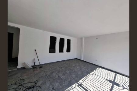 Casa à venda com 3 quartos, 150m² em Vila Leopoldina, Santo André