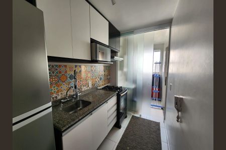 Apartamento à venda com 2 quartos, 62m² em Vila Anastácio, São Paulo