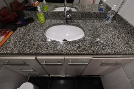 Apartamento à venda com 60m², 3 quartos e 1 vagaBanheiro