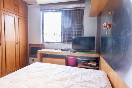 Apartamento à venda com 318m², 5 quartos e 3 vagas Apartamento à venda com 318m², 5 quartos e 3 vagasquarto 2