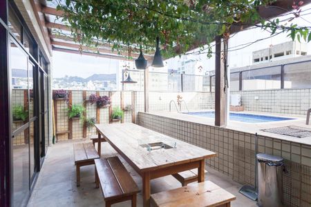 Apartamento à venda com 318m², 5 quartos e 3 vagas Apartamento à venda com 318m², 5 quartos e 3 vagasÁrea externa - cobertura