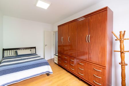 Casa à venda com 300m², 4 quartos e 4 vagasQuarto 2