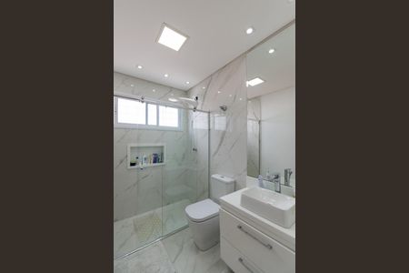 Casa à venda com 300m², 4 quartos e 4 vagasBanheiro da Vista da Suíte 