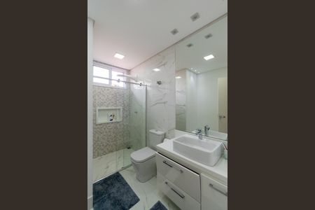 Casa à venda com 300m², 4 quartos e 4 vagasBanheiro Social