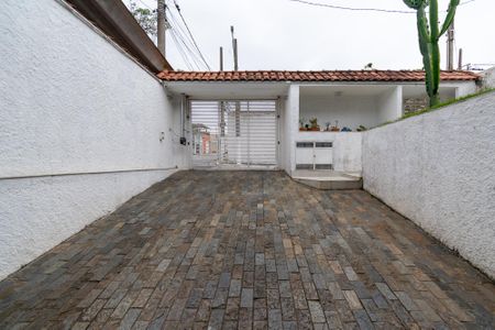 Casa à venda com 300m², 4 quartos e 4 vagasGaragem