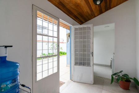 Casa à venda com 300m², 4 quartos e 4 vagasÁrea de Serviço