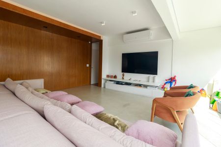 Sala de apartamento à venda com 3 quartos, 148m² em Santo Amaro, São Paulo