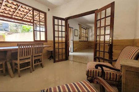 Casa à venda com 4 quartos, 200m² em Vargem Grande, Rio de Janeiro