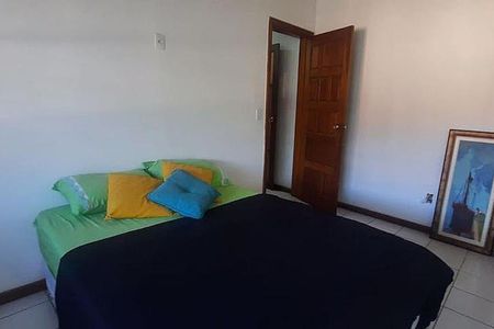 Casa à venda com 200m², 4 quartos e 2 vagas