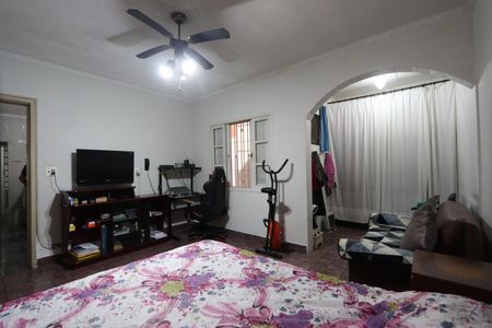 Casa à venda com 240m², 3 quartos e 2 vagasQuarto 3