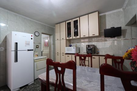 Casa à venda com 240m², 3 quartos e 2 vagasCozinha