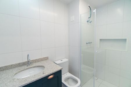 Banheiro de kitnet/studio para alugar com 1 quarto, 25m² em Vila Clementino, São Paulo