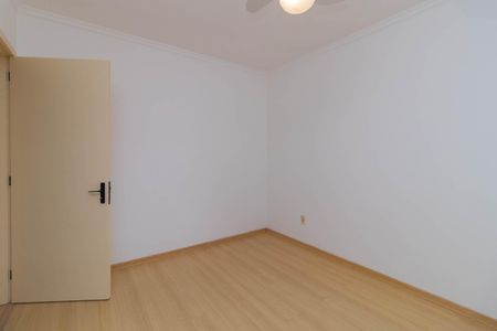 Casa de condomínio à venda com 178m², 3 quartos e 2 vagasQuarto 2