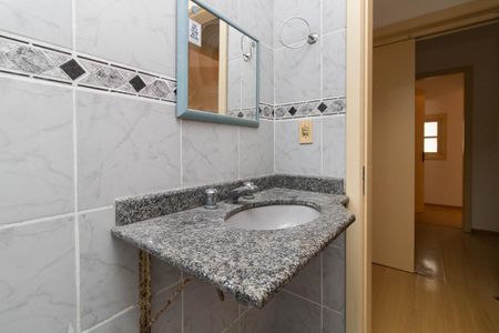 Casa de condomínio à venda com 178m², 3 quartos e 2 vagasBanheiro Social