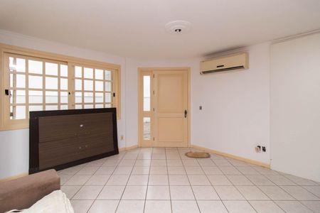 Casa de condomínio à venda com 178m², 3 quartos e 2 vagasSala