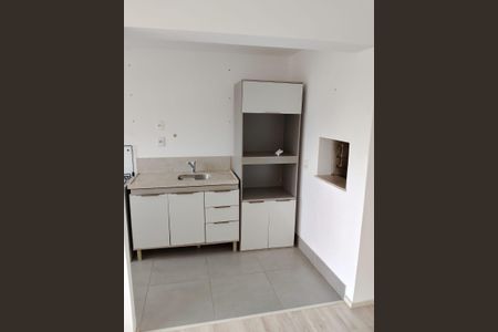 Cozinha de apartamento para alugar com 2 quartos, 65m² em Glória, Porto Alegre