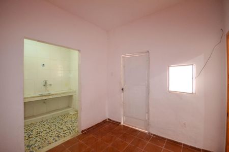 Sala de casa para alugar com 2 quartos, 70m² em Santa Eugenia, Nova Iguaçu