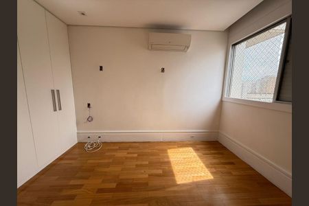 Foto 11 de apartamento à venda com 3 quartos, 145m² em Indianópolis, São Paulo