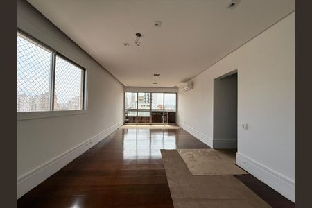 Apartamento à venda com 145m², 3 quartos e 3 vagasFoto 01