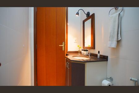 Casa para alugar com 497m², 6 quartos e 2 vagasBanheiro corredor