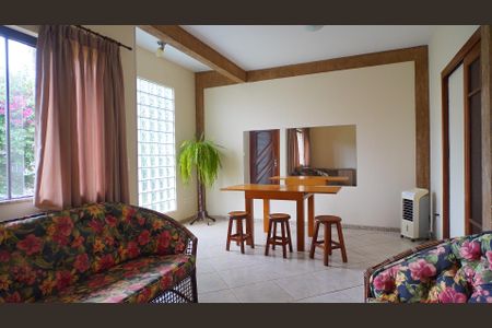 Casa para alugar com 497m², 6 quartos e 2 vagasSala estar