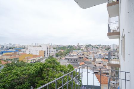 Apartamento à venda com 59m², 2 quartos e 1 vaga Apartamento à venda com 59m², 2 quartos e 1 vagaVaranda