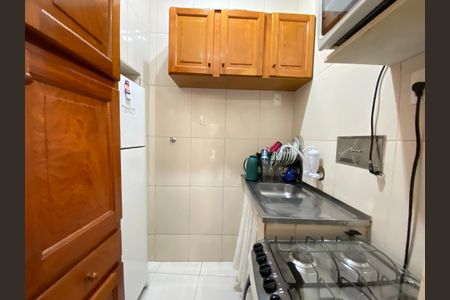 Casa à venda com 68m², 1 quarto e sem vaga