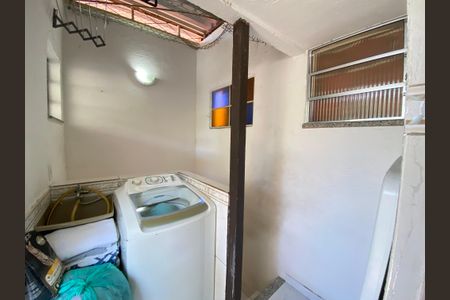 Casa à venda com 68m², 1 quarto e sem vaga