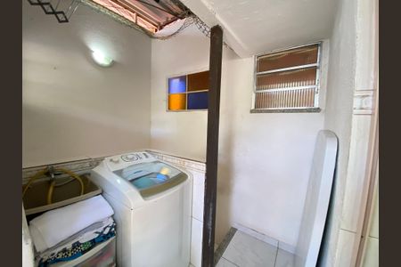 Casa à venda com 68m², 1 quarto e sem vaga