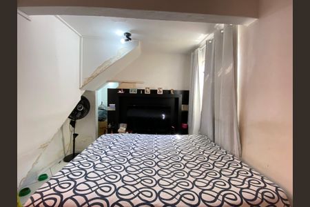 Casa à venda com 68m², 1 quarto e sem vaga