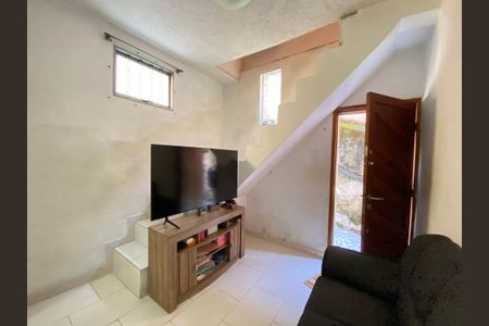 Casa à venda com 68m², 1 quarto e sem vaga