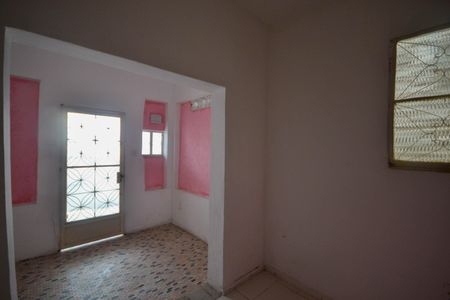 Sala de casa para alugar com 1 quarto, 50m² em Santa Eugenia, Nova Iguaçu